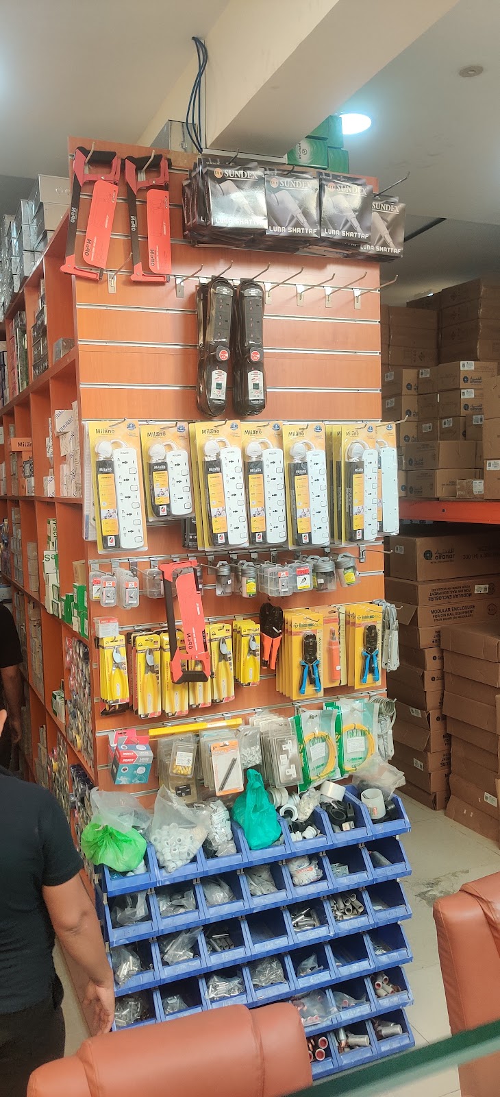 Al Shamali & Waris Trading Co LLC Rolla Shop — Light Bulbs Led Fixtures in Sharjah, Al Taawun - Image 5