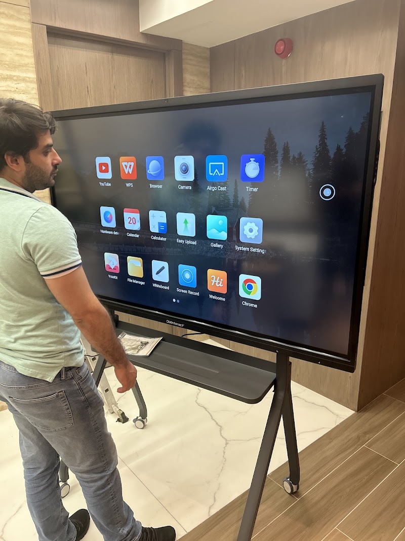 Dubaimachines.com — Projectors Monitors in Sharjah, Al Taawun - Image 3