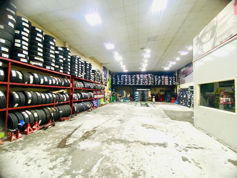RUKN AL RAYAN AUTO TYRES REP — Tyres Rims Wheels in Sharjah, Al Taawun - Image 3