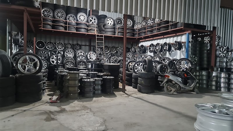 Azeem Khan Tyres And Rims Trading — Tyres Rims Wheels in Sharjah, Al Taawun - Image 2