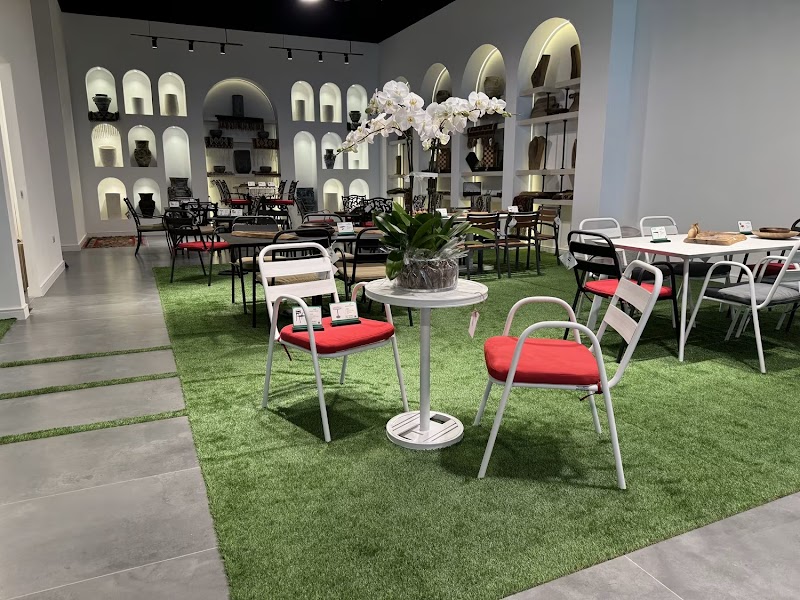 Aluminium Outdoor Furniture (Schondor) — Outdoor Furniture in Sharjah, Al Taawun - Image 4