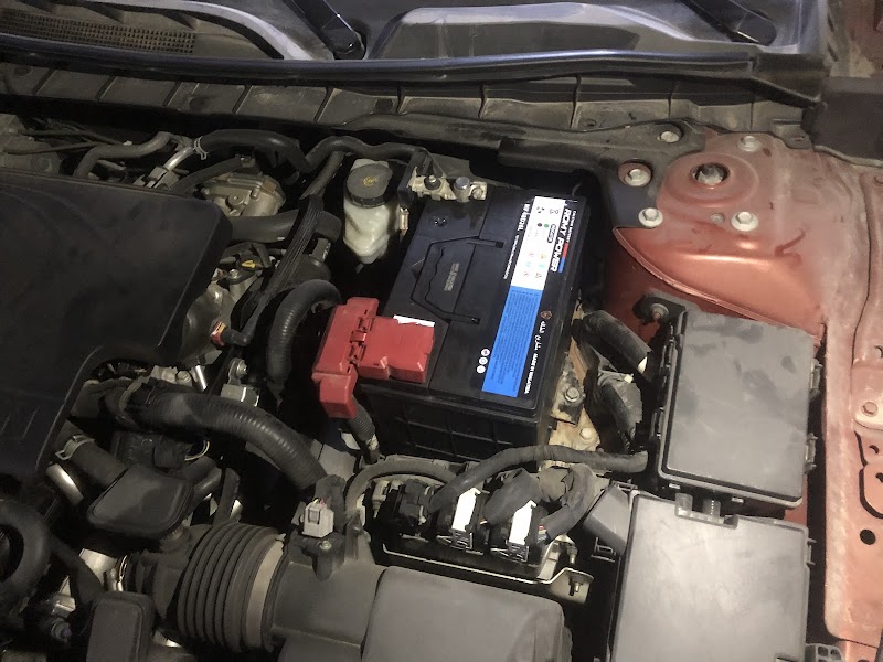 Najm Al Reef Batteries Tr. Co. LLC. — Batteries & Lubricants in Sharjah, Al khan - Image 4