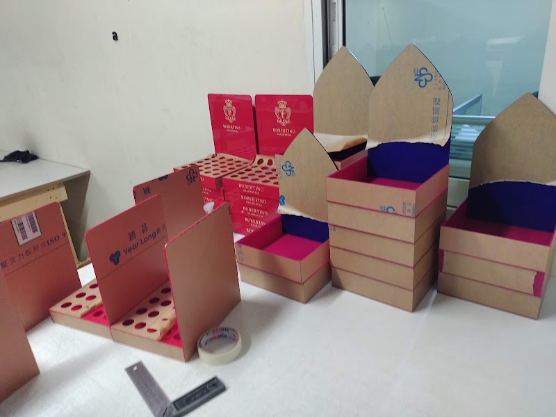 Al Taj Advertising Gifts Tr. Sharjah — Signage Labels in Sharjah, Al Taawun - Image 4