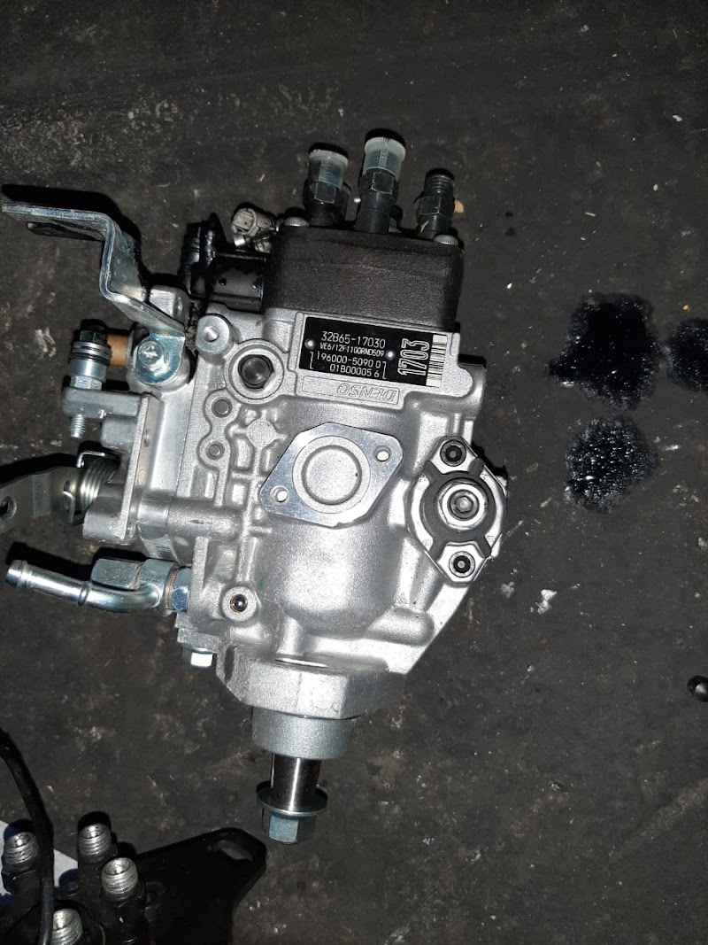 AL BAAR USED CARS AND SPARE PARTS — Batteries & Lubricants in Sharjah, Al Nahdah - Image 3