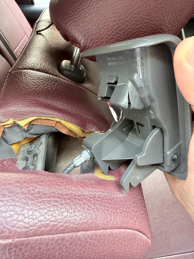 TotalEnergies Al Safeer Auto Polishing & Washing — Car Care Cleaning Products in Sharjah, Al... - Image 5