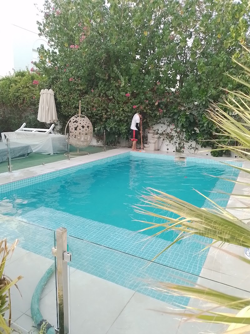 Sweet water tanker — Water Tanks Heaters in Sharjah, Al Taawun - Image 2