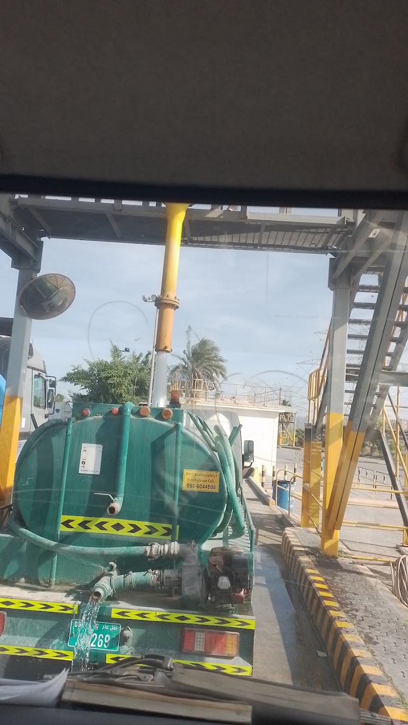 Sweet water tanker — Water Tanks Heaters in Sharjah, Al Taawun - Image 3