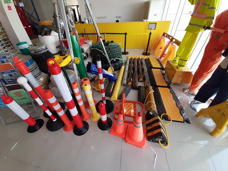 Al Bahri Hardware & Safety Eqpt.LLC (Mussaffah) — Safety Equipment in Sharjah, Al Taawun - Image 5