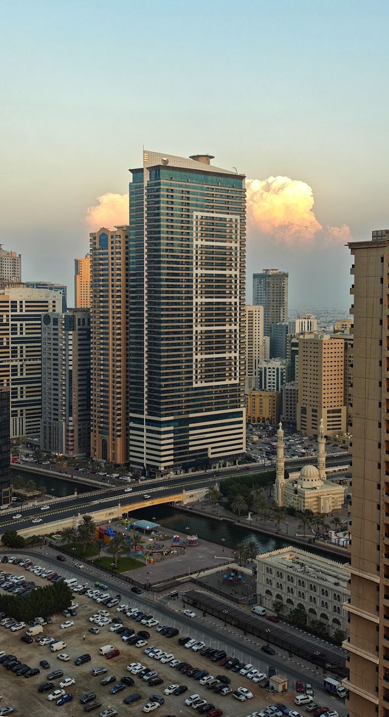 Al Khan 5 — Apartments For Rent in Sharjah, Al Khan - Image 2