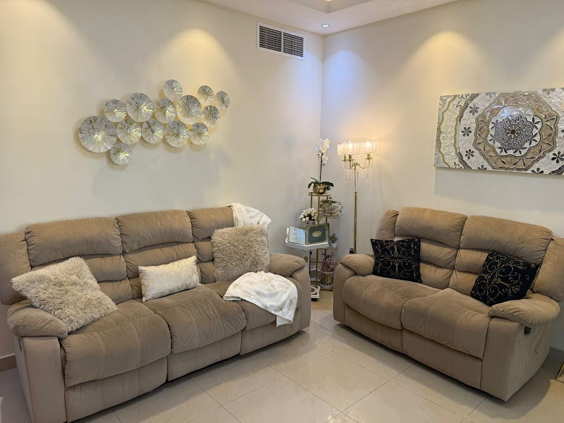 Rukin Al Mumayez Used Furniture — Office Furniture in Sharjah , Al Khan