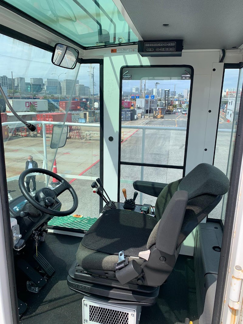 AL GHOUS AL AL ALAMIYAH HEAVY EQUIPMENT EST — Generators in Sharjah, Al Khan - Image 3