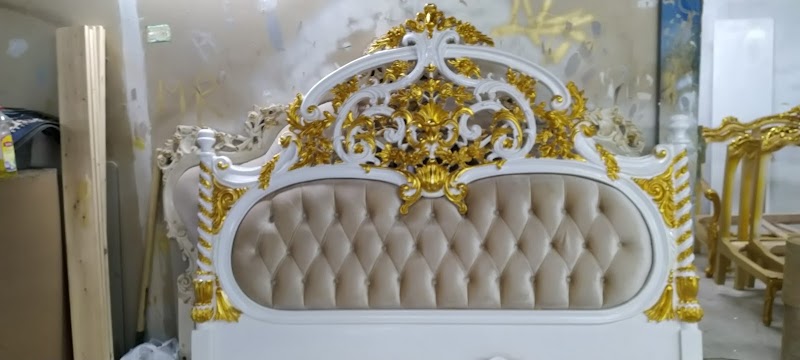 Al Qasar Al Malaki Furniture Shop — Office Furniture in Sharjah , Al Khan - Image 3