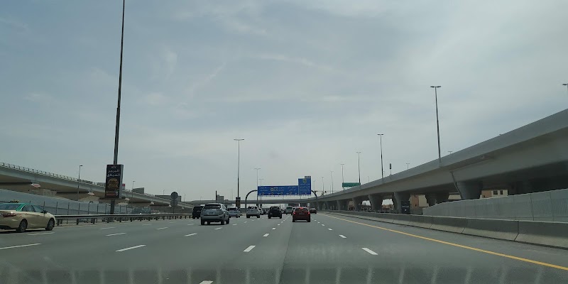 Maximum Rent A Car - Al Khan — Cars in Sharjah, Al Khan - Image 5