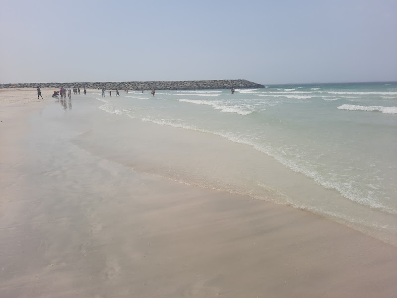 Al Khan Beach — Cars in Sharjah, Al Khan - Image 3