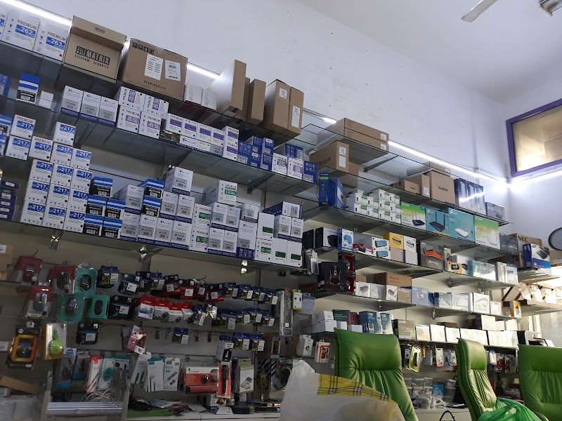 Rukn Al Zahra Computers Trading LLC — Projectors Monitors in Sharjah , Al Khan - Image 3