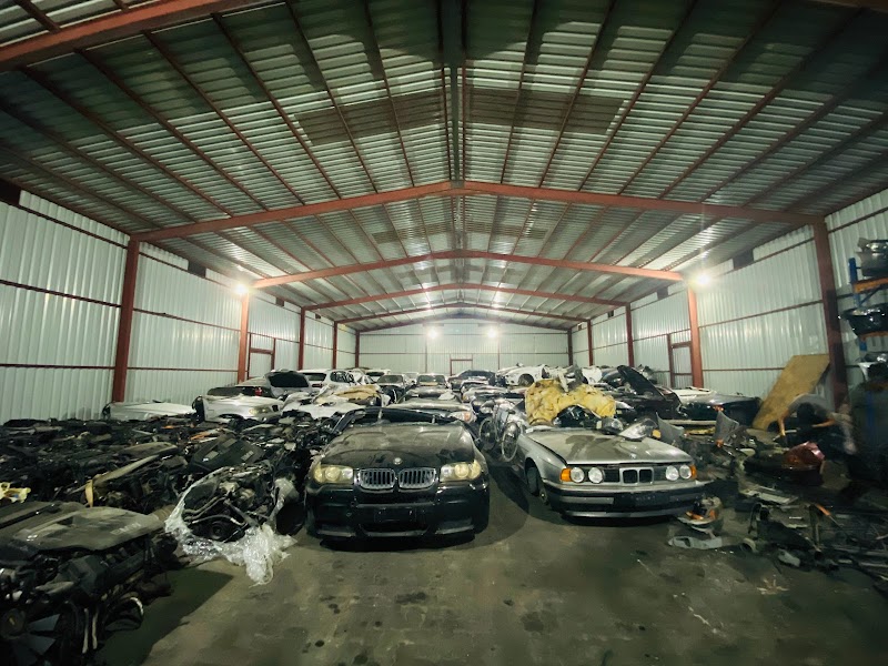 Qemat al theqah used cars and spare parts tr LLC — Marine Vehicle Parts Accessories in Sharj... - Image 5