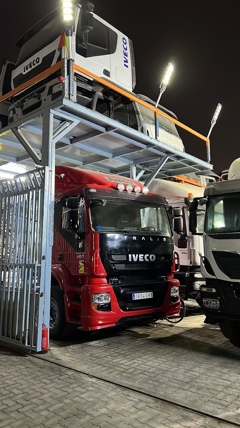 Dejlah Heavy Used Cars Trading Co LLC — Trucks Heavy Vehicles in Sharjah, Al Khan - Image 2