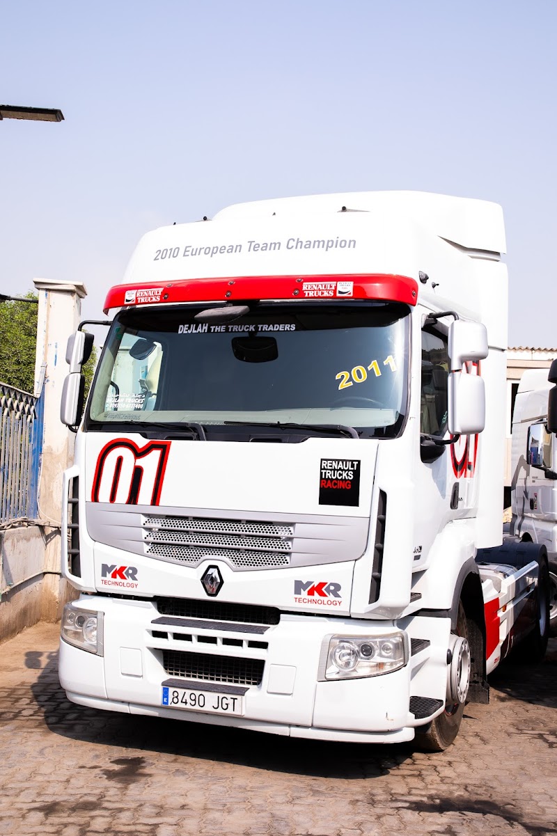 Dejlah trucks — Trucks Heavy Vehicles in Sharjah, Al Khan - Image 2